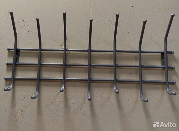 Вешалка настенная