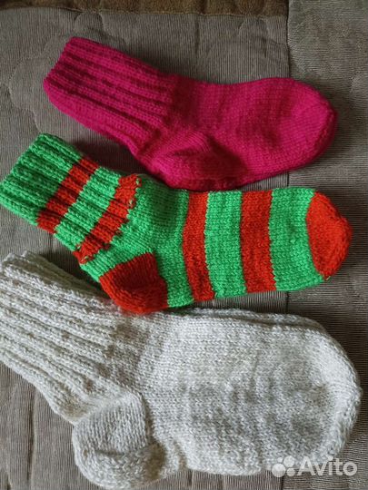 Носки, рукавицы вязаные детские