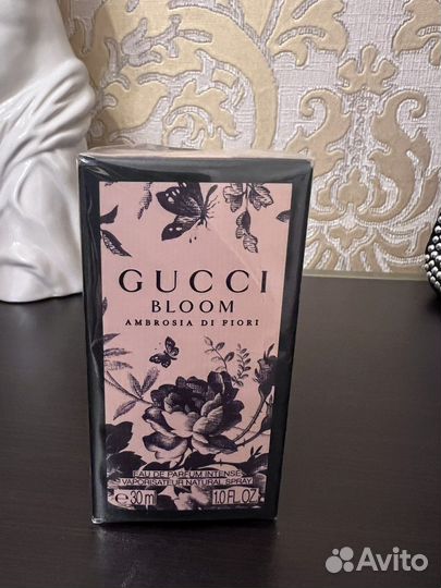 Продам парфюм новый оригинал