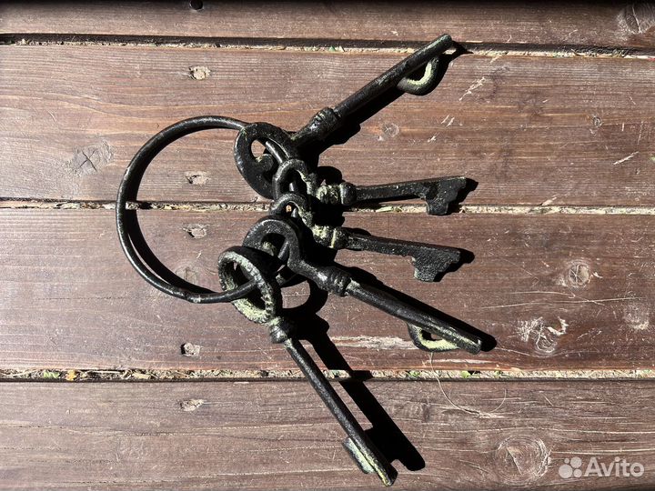 Ключи старинные