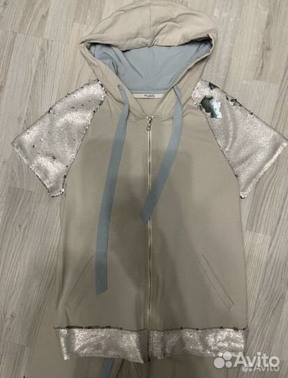 Костюм б/у S Plums