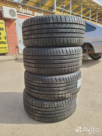 Maxtrek Maximus M1 245/35 R19