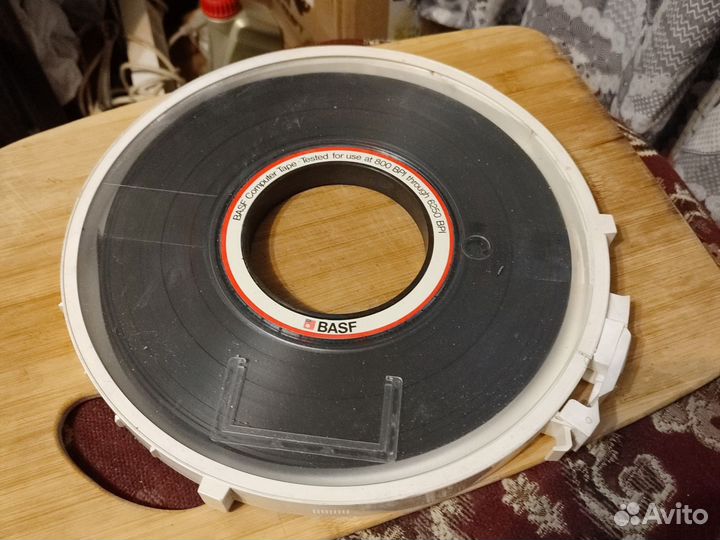 Накопитель на магнитной ленте Basf 6250