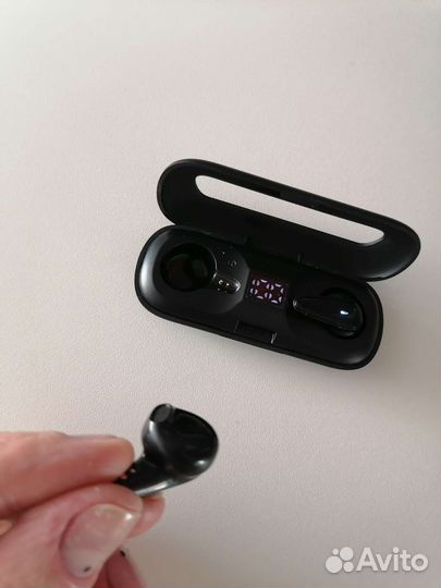 Беспроводные наушники