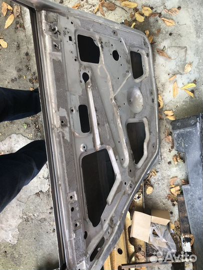 Левая задняя дверь приора