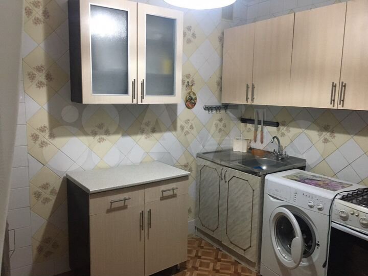 2-к. квартира, 52 м², 3/5 эт.