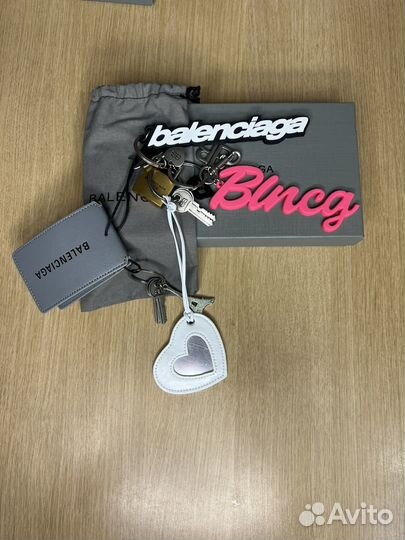 Брелок balenciaga