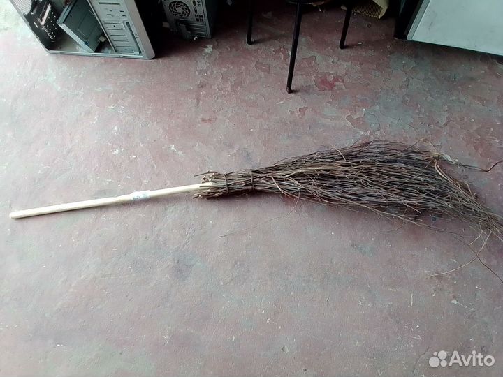 Метла для двора