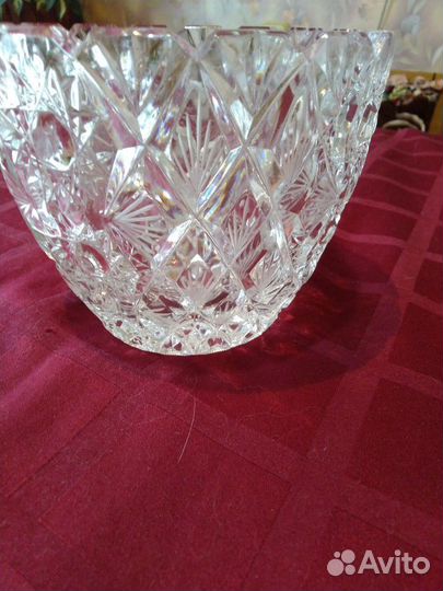 Хрустальная ваза