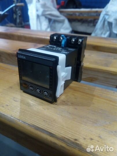 Таймер LE4SA Autonics