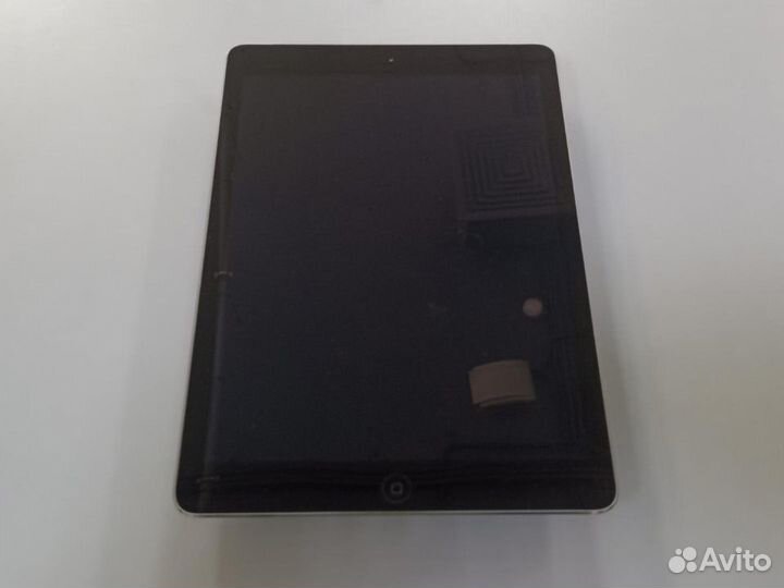 Apple iPad Air 64Gb Wi-Fi (SN: dmplrkq1F4YG, б/у)