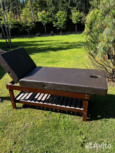 Стационарный деревянный массажный стол