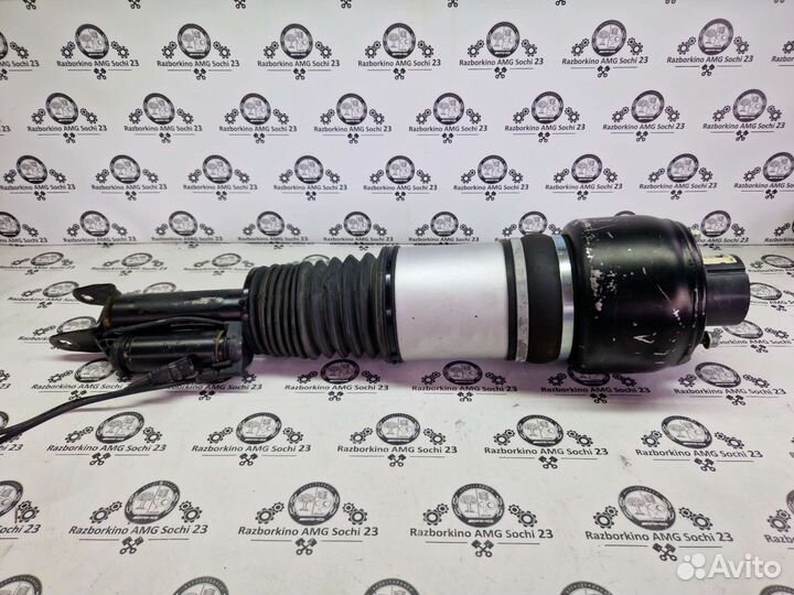 Пневмостойка передняя левая для Mercedes W211 W219