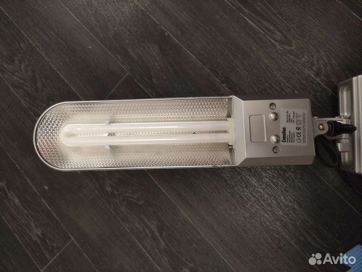 Лампа настольная