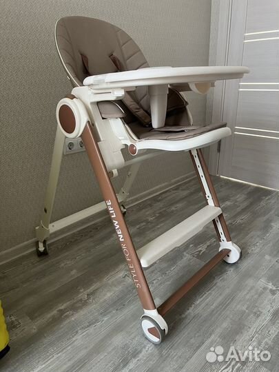 Стульчик для кормления happy baby berny v2