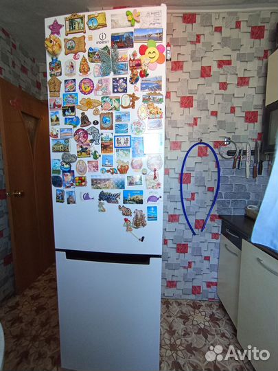 Холодильник б/у Indesit ноу фрост