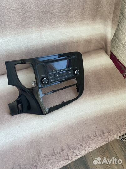 Штатная магнитола mitsubishi outlander 3