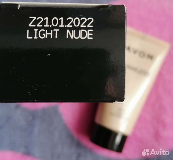 Крем тональный Avon новый