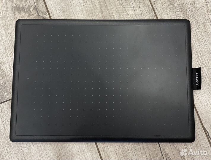 Графический планшет wacom One Medium CTL-672