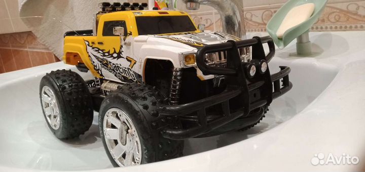 Внедорожник / амфибия