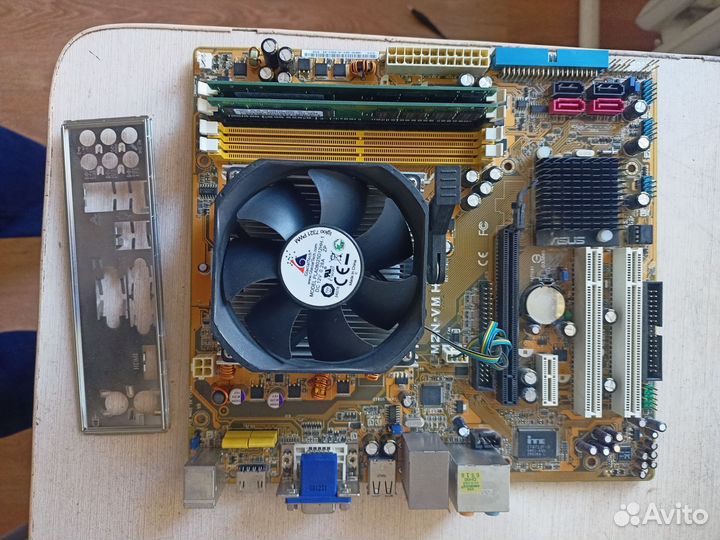 Комплект AMD Athlon 5000+Asus m2n-vm+озу 2gb+кулер