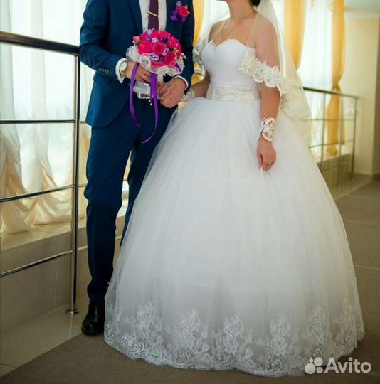 Свадебное платье