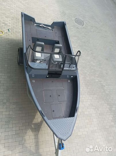 Windboat 4.5 DC evo fish