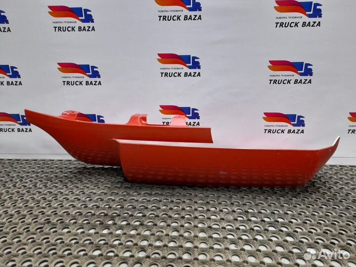 5010578237 Дефлектор кабины левый