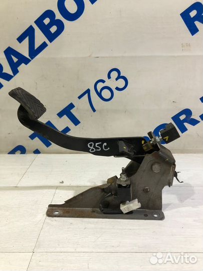 Педаль сцепления KIA RIO 3 1.4 мт седан