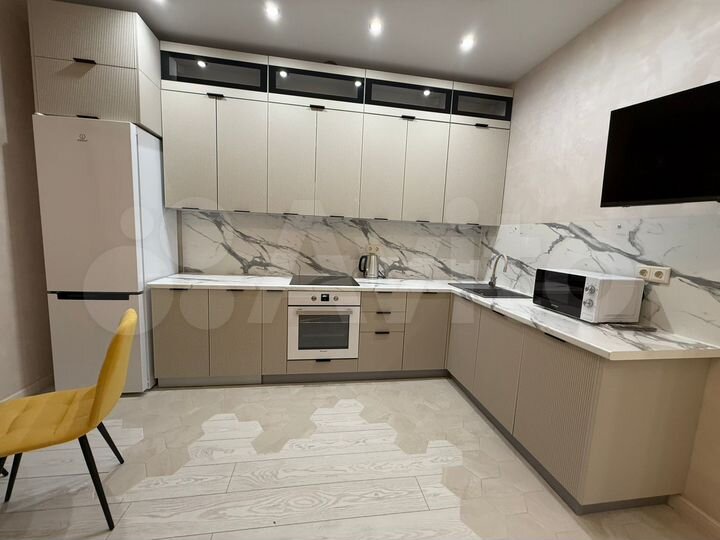 2-к. квартира, 61,8 м², 3/16 эт.