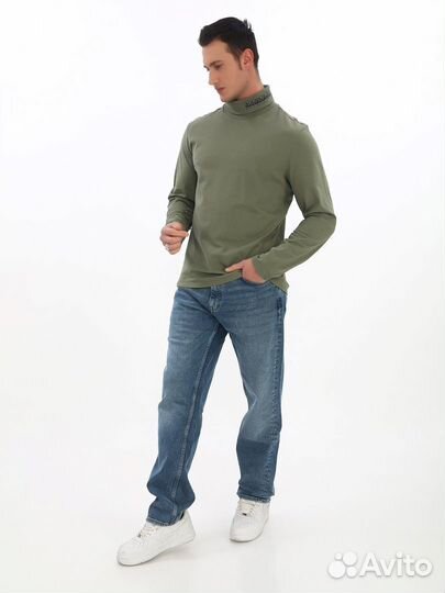 Мужской лонгслив оливкового цвета Napapijri