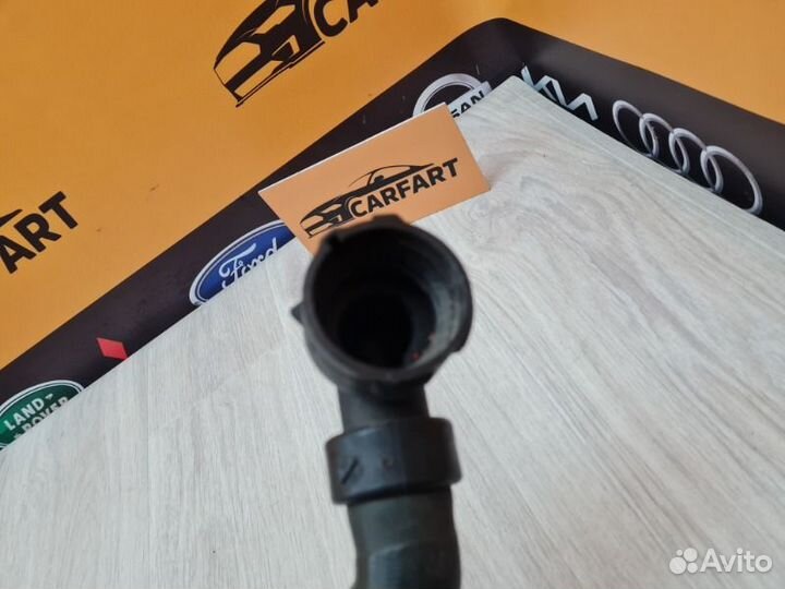 Патрубок радиатора Land Rover Freelander 2 L359