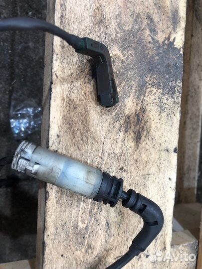 Датчик износа тормозных колодок Bmw 6 E63 N62B44