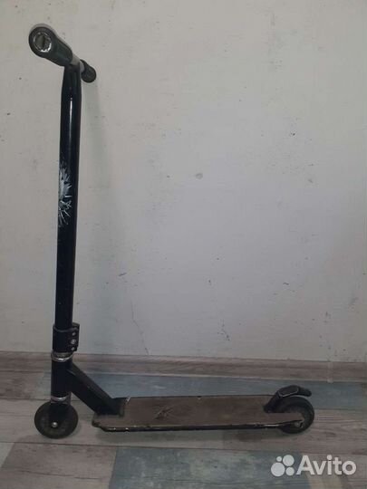 Трюковый самокат Roces