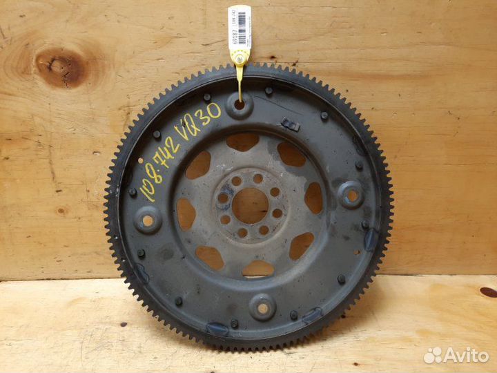 Маховик Nissan Cedric HY33 VQ30DE 1997