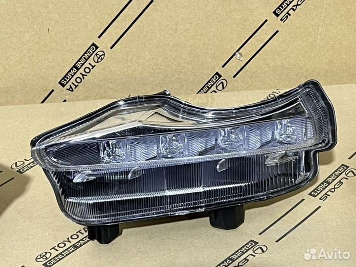 Ходовой огонь Toyota Highlander 50