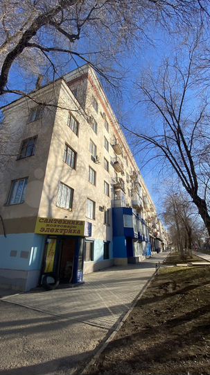 3-к. квартира, 74 м², 4/5 эт.