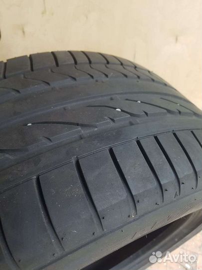 Bridgestone Dueler H/P 255/50 R19