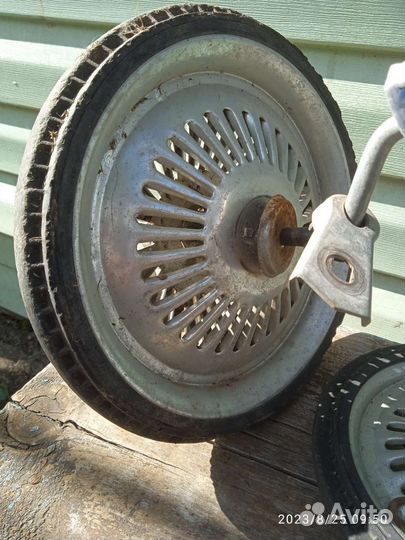 Колеса с детского велосипеда