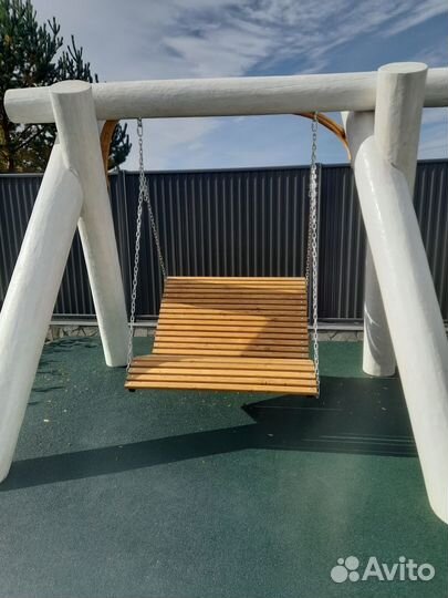 Качель уличная