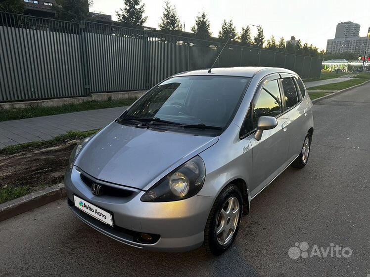 Купить авто Honda Fit в Казахстане. Покупка и продажа Хонда Подходит — Колёса