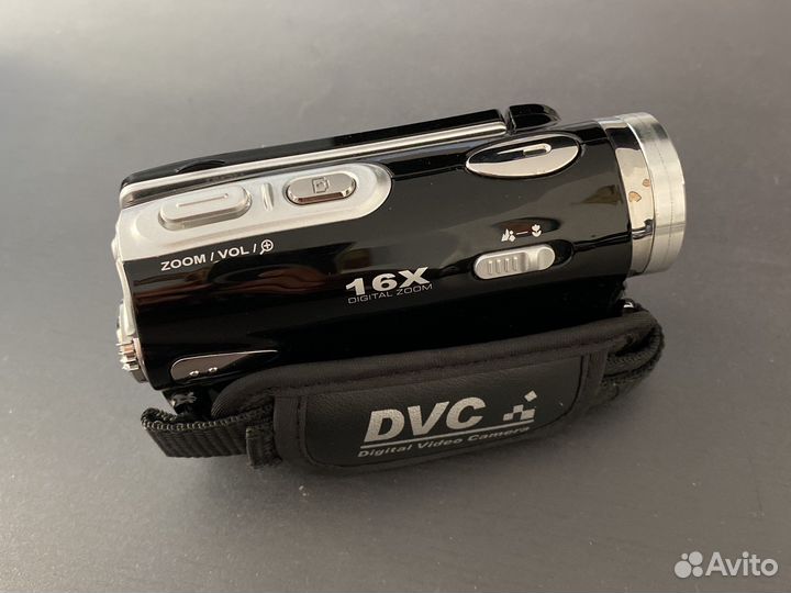 Видеокамера Sony slim SD