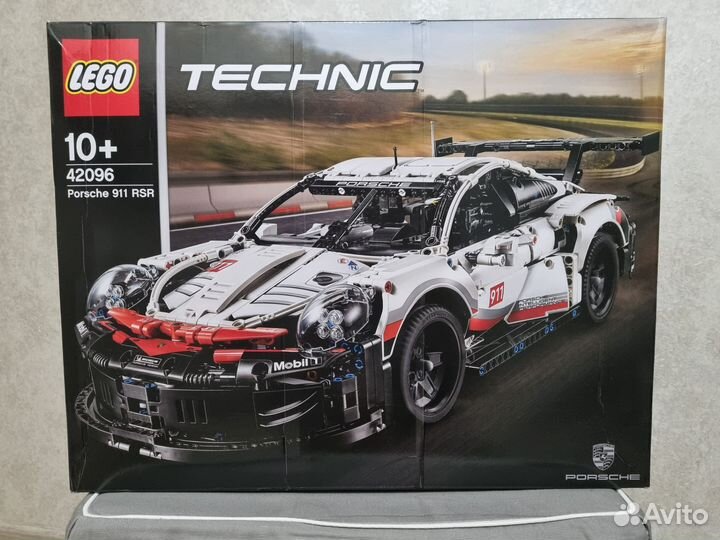 Lego Technic 42096 Porsche 911 RSR