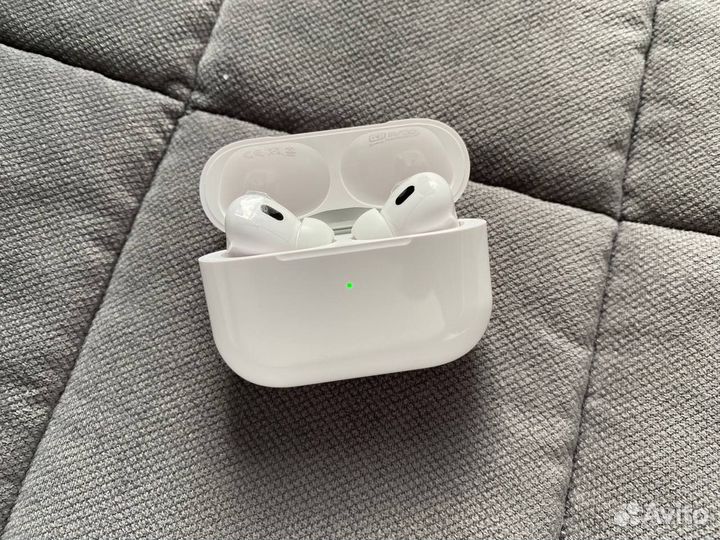Беспроводные наушники Airpods