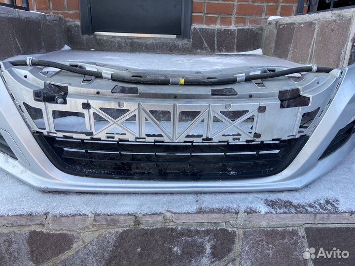 Передний бампер VW Passat CC