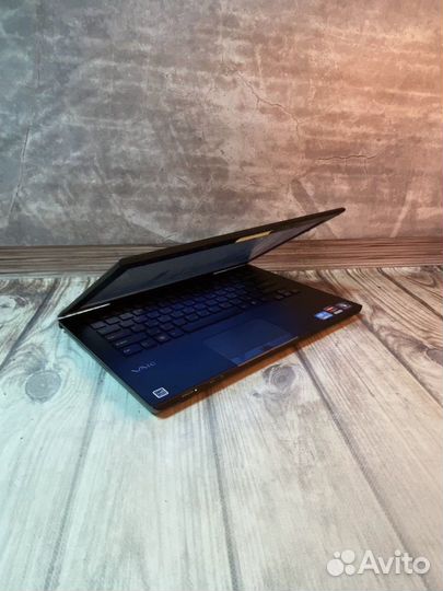 Sony Vaio как новый с кoробкой Cоre i7 / 8gb