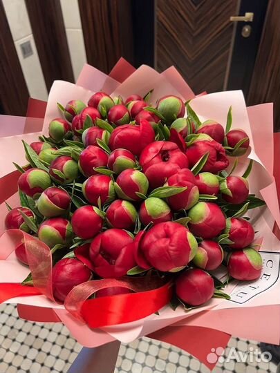 Пионы букет