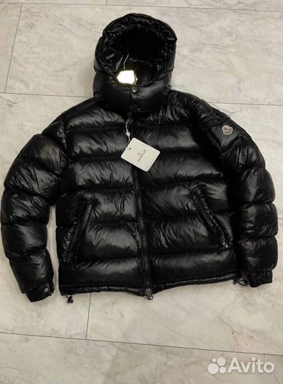 Пуховик Moncler