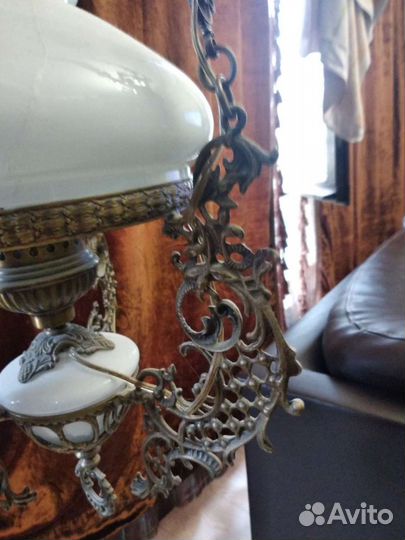 Роскошная антикварная люстра