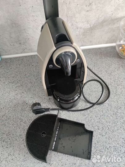 Кофеварка капсульная nespresso Фирмы Krups